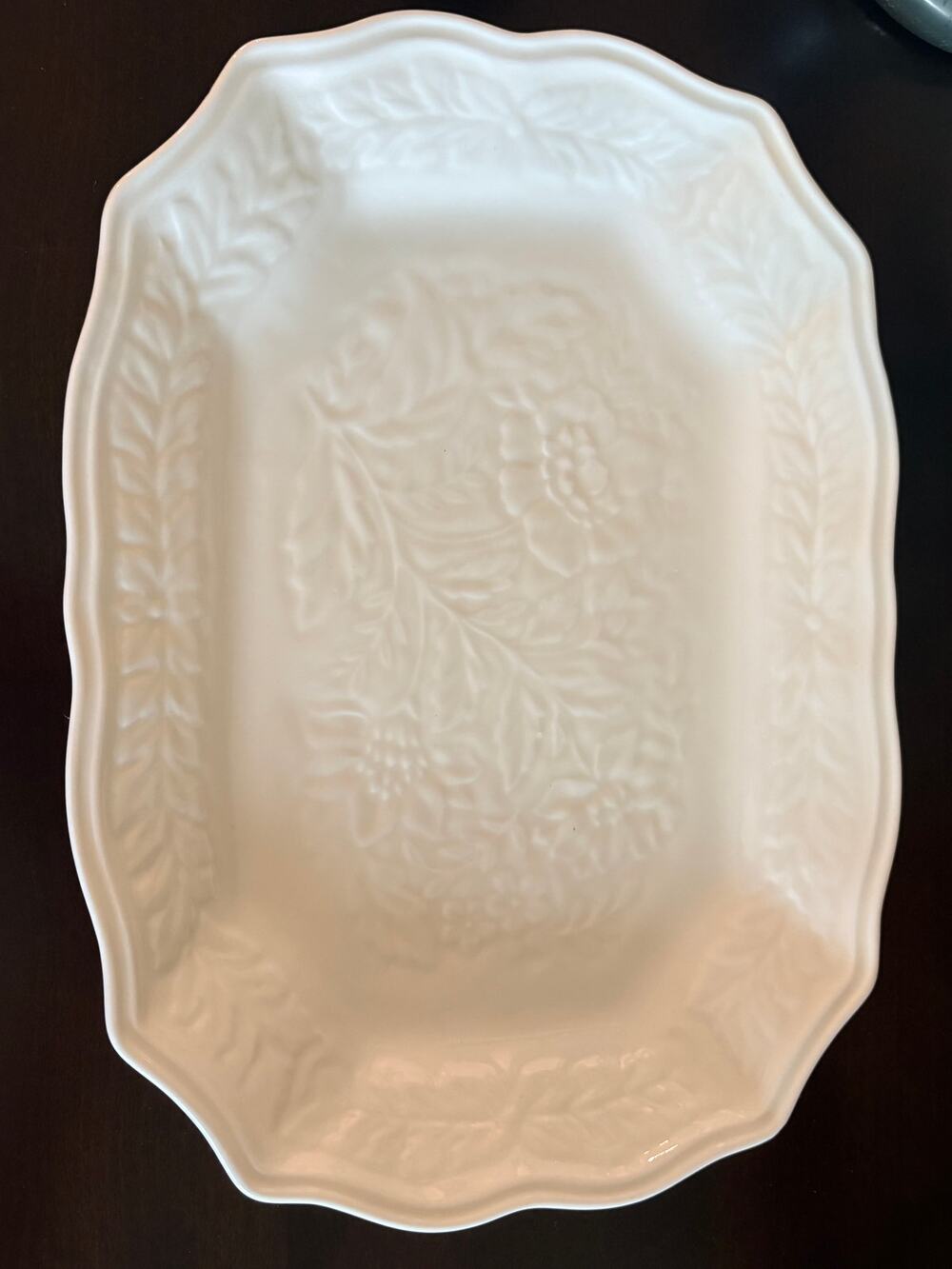 222 Fifth White Embossed Floral Serving Platter 14" Botanical Rectangular Tray
